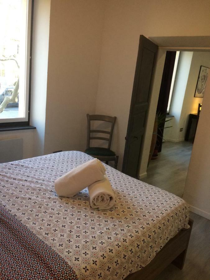 Anna'S Gite Apartman Lagrasse Kültér fotó